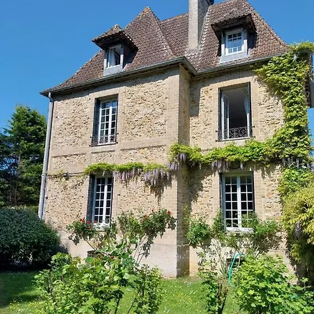 Le Manoir De Villefermoy 펜션 Les Ecrennes